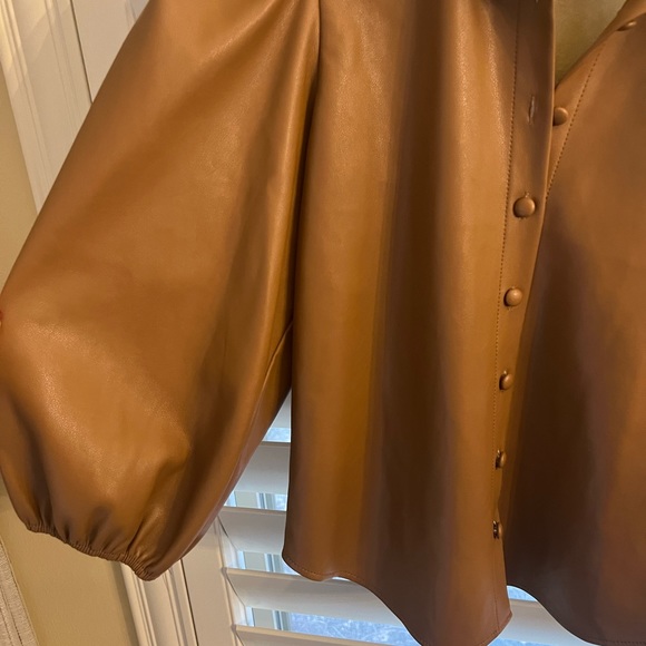 Andrew Marc New York Faux Leather Button Up Puff Sleeve Blouse Size XS - Picture 2 of 8